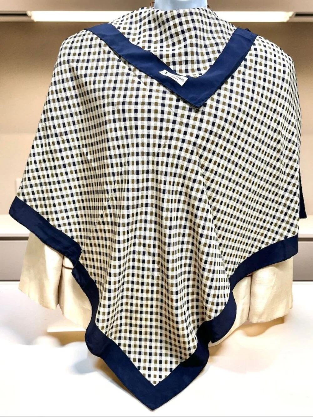 100% Silk 34